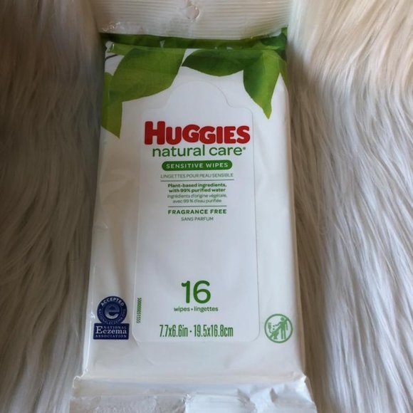 Huggies Diaper & Wipes Sample Bundle - Picture 3 of 4